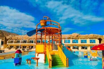 هتل Eastern El Galala Aquapark Ain Sokhna