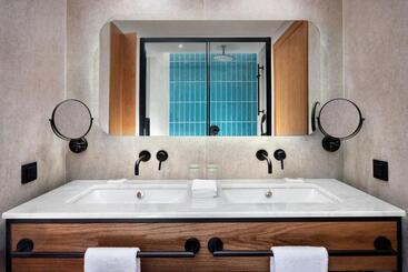 هتل Four Points By Sheraton Matosinhos