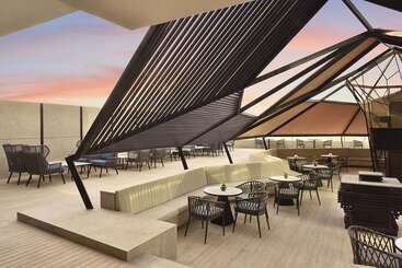هتل Hilton Bahrain