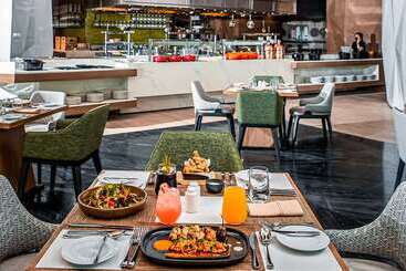 هتل Hilton Bahrain