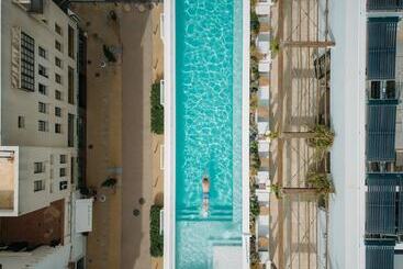 هتل The Standard, Ibiza