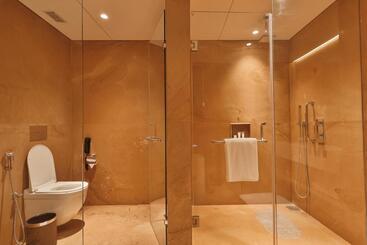 هتل Time Square Resort & Spa Bhuj
