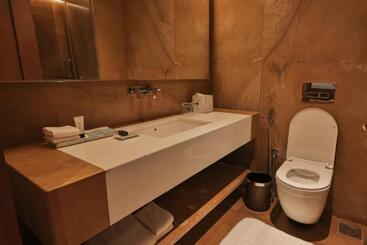 هتل Time Square Resort & Spa Bhuj
