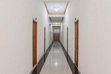 Urbanview Hotel Bundaran Besar Palangkaraya By Reddoorz