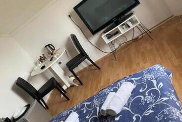 پانسیون Apartmani Petra