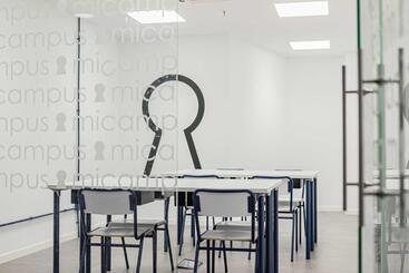 ユースホステル Micampus Santander Student Residence