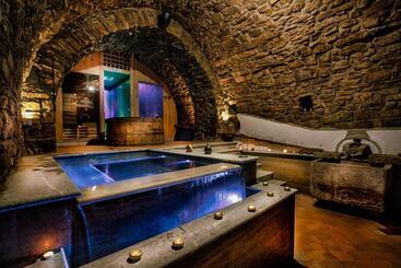 هتل Dimora Storica Giorni Resort & Spa