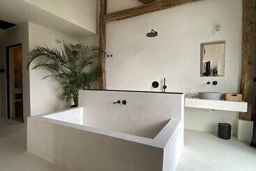 استراحتگاه To Be Social House
