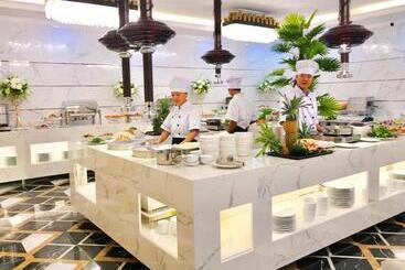 هتل Canh Hung Palace