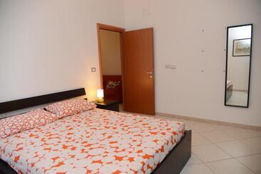 پانسیون Jonico Guest House