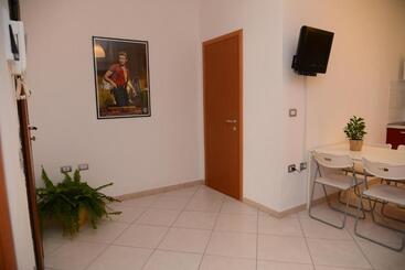 پانسیون Jonico Guest House