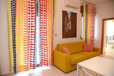 پانسیون Jonico Guest House