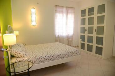پانسیون Jonico Guest House