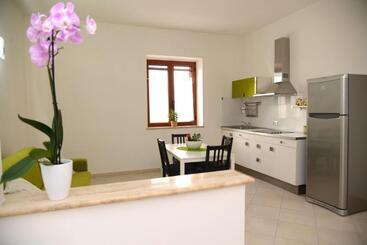 پانسیون Jonico Guest House