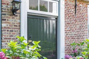 B&b Van Gogh Cottage