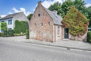 B&b Van Gogh Cottage