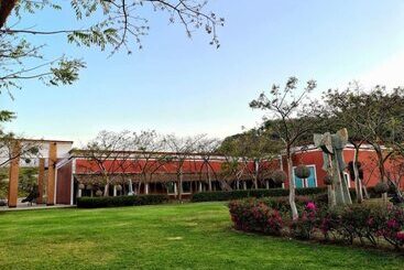 هتل Hacienda San Pancho