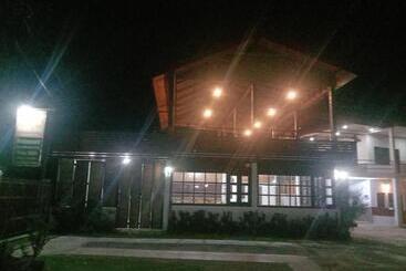 پانسیون Sanhak Guesthouse 1