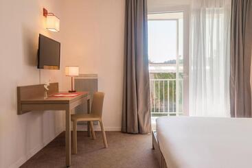Appart City Confort Cherbourg