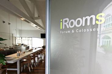 تختخواب و صبحانه Irooms Forum & Colosseum