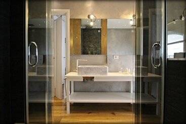 تختخواب و صبحانه Irooms Forum & Colosseum