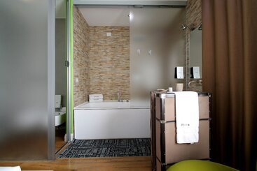 تختخواب و صبحانه Irooms Forum & Colosseum