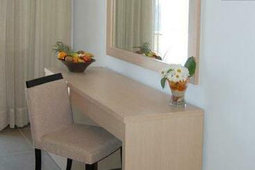 هتل Apolis Beachscape