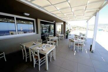 هتل Apolis Beachscape