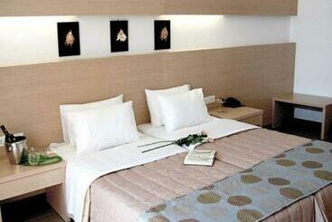 هتل Apolis Beachscape