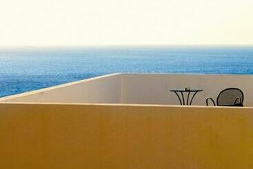 هتل Apolis Beachscape