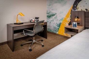 هتل Clarion Pointe Beckley