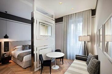 Otel Corso 281 Luxury Suites