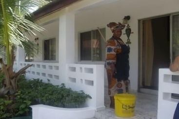 هتل Holiday Beach Club
