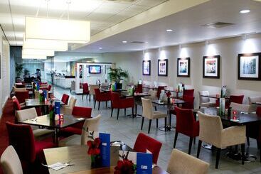 هتل Holiday Inn Express Rotherham North By Ihg