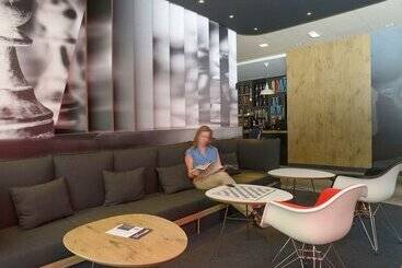 هتل Ibis Lisboa Parque Das Nações