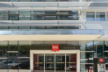هتل Ibis Lisboa Parque Das Nações