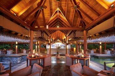 هتل Ja Manafaru, Maldives