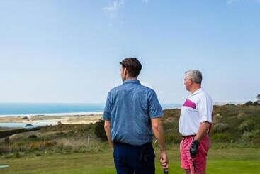 هتل Les Ormes Resort