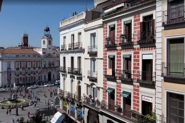 هتل Mirador Puerta Del Sol