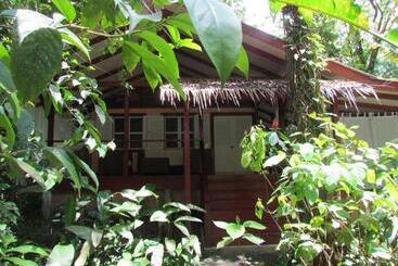 هتل Namuwoki Lodge