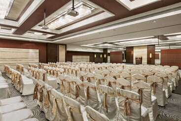 هتل Ramada By Wyndham Navi Mumbai
