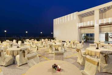 هتل Ramada By Wyndham Navi Mumbai