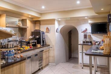 هتل Hôtel 85 Saint Honore