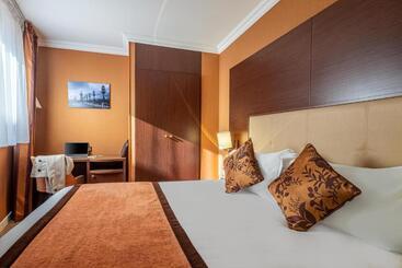هتل Hôtel 85 Saint Honore