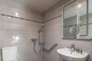 هتل Hôtel 85 Saint Honore