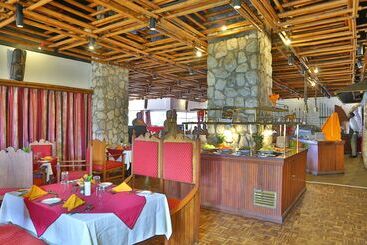 هتل Sarova Salt Lick Game Lodge