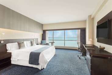 هتل Wyndham Guayaquil, Puerto Santa Ana