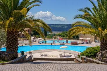 Pian Dei Mucini Resort