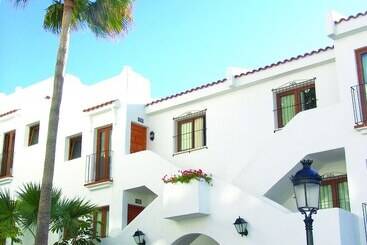 Beverly Hills Suites   Excel Hotels & Resorts