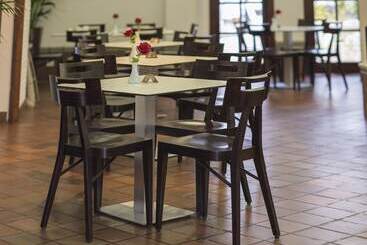 Beverly Hills Suites Excel Hotels & Resorts